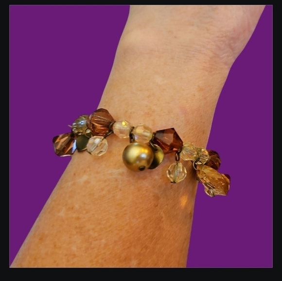 Hand Crafted Jewelry - 3/$30 HANDMADE Acrylic Prism Bauble Beaded Stretch Bracelet